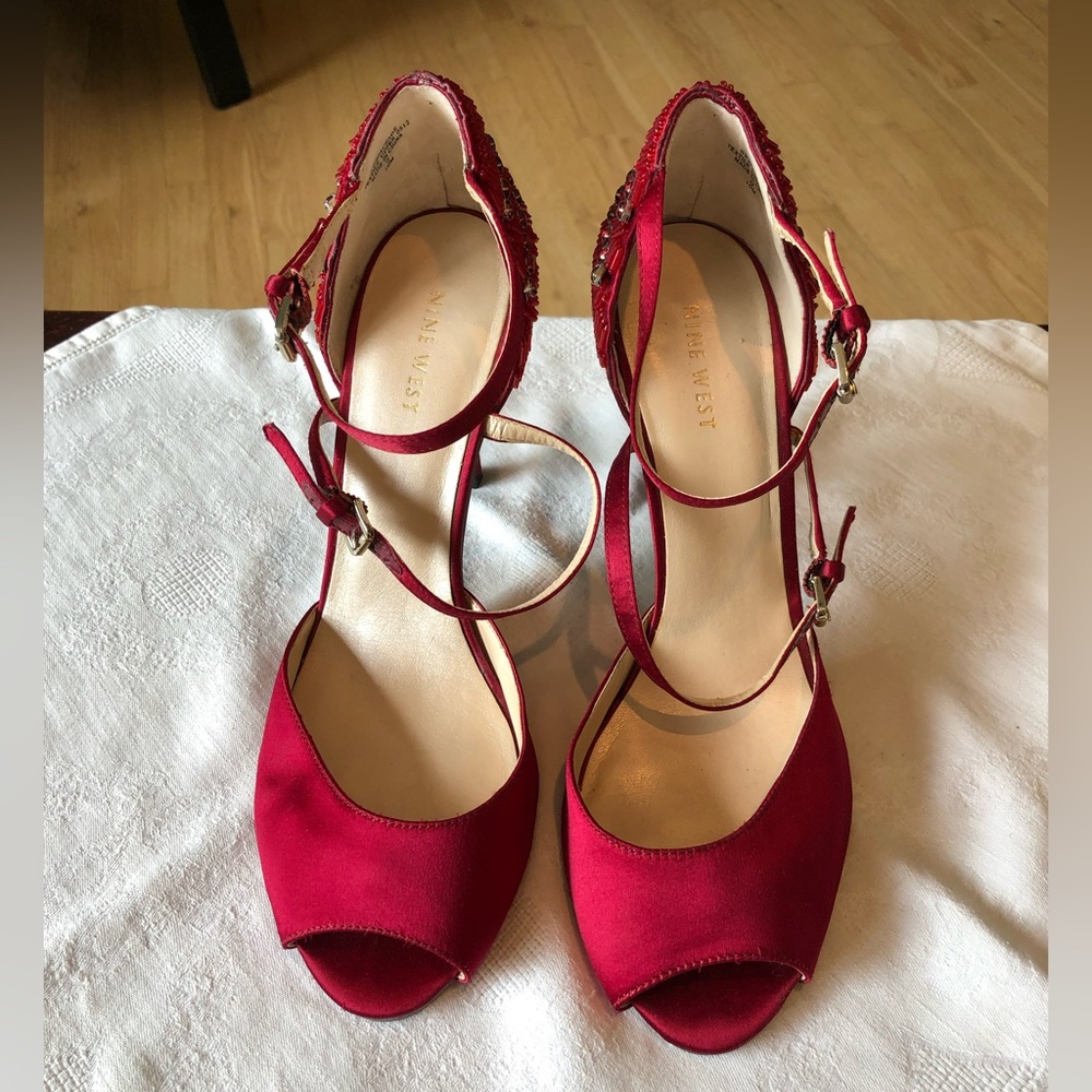 Nine West Cranberry Red Satin Strappy Peep Toe Stilettos w/ Beaded Heels-size 10